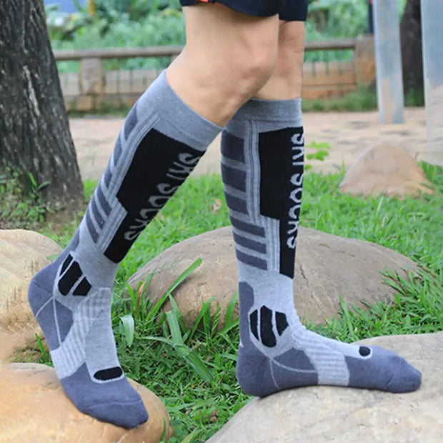 New Merino wool skiing socks with thickened towel bottom for men and women's outdoor winter high tube hiking socks