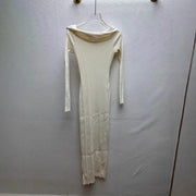 Autumn and winter new ivory white design long sleeved, hip hugging, one shoulder slim knit dress