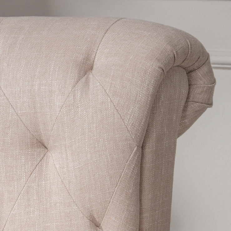 SPRINGFIELD TUFTED CHAIR