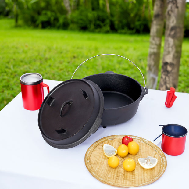 Cast iron Dutch oven with lid, outdoor camping deep pot, used for camping, cooking, barbecue and leg rest, 4.5 quarts