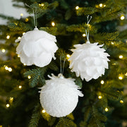 White petal Christmas ball Christmas atmosphere decoration Sticky powder foam decorations Christmas tree